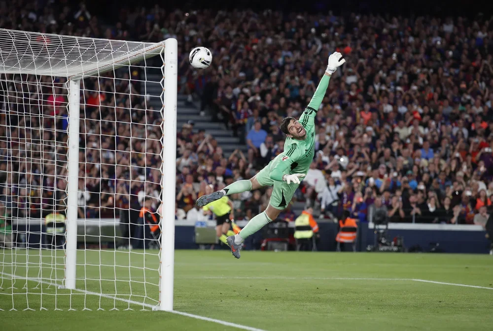 Gol azulgrana, de falta ejecutada por Rashford, que encarriló el alirón a los nueve minutos.